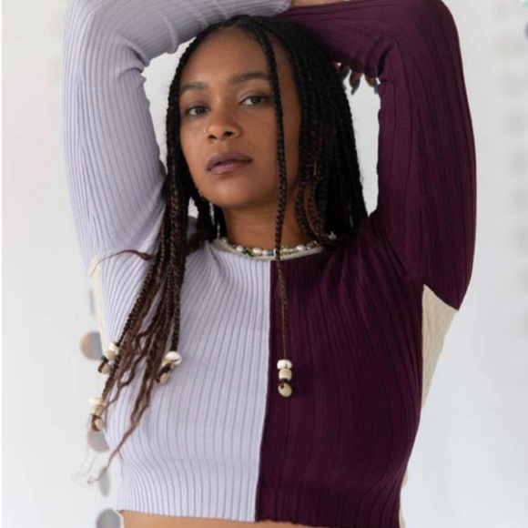 NWOT Color Block Cropped Long Sleeve - Find Me Now - Picture 2 of 6